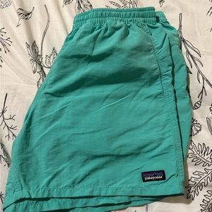 Patagonia Shorts Medium